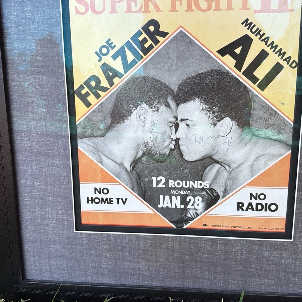 Framed Boxing Art Print - Black and Gray